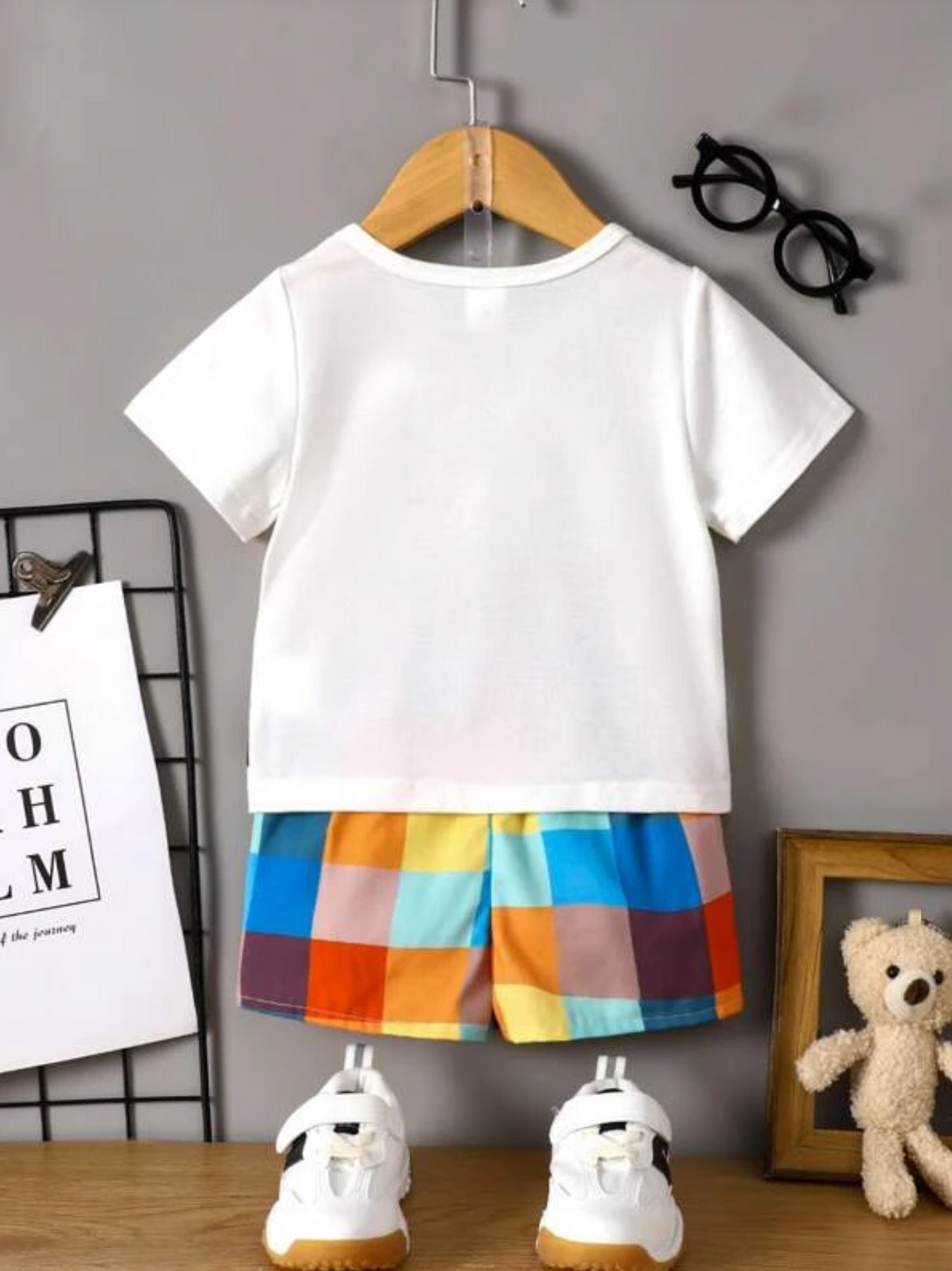 Bebé niño camiseta con estampado de oso & Shorts de colores de cuadros