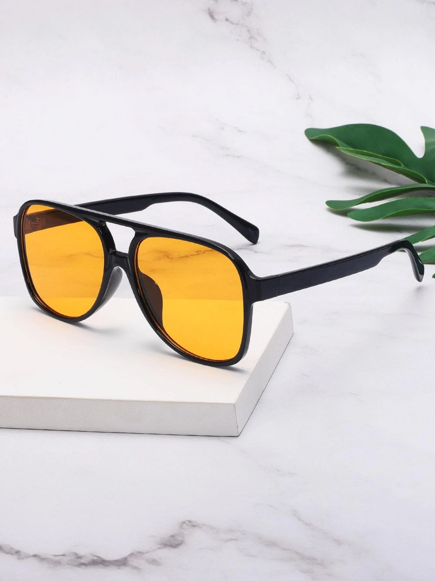 Gafas de Sol Aviador para Mujer: Estilo Moderno con Lentes Tintadas