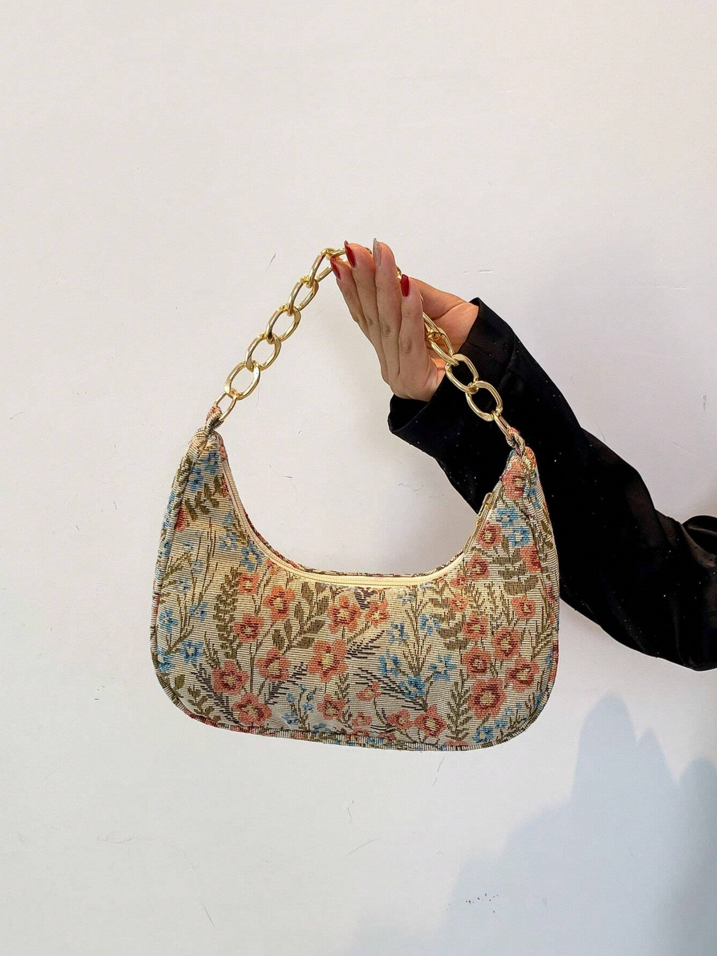 Bolso de hombro de lino con estampado de luna creciente y flores